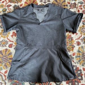 Figs xs top in graphite